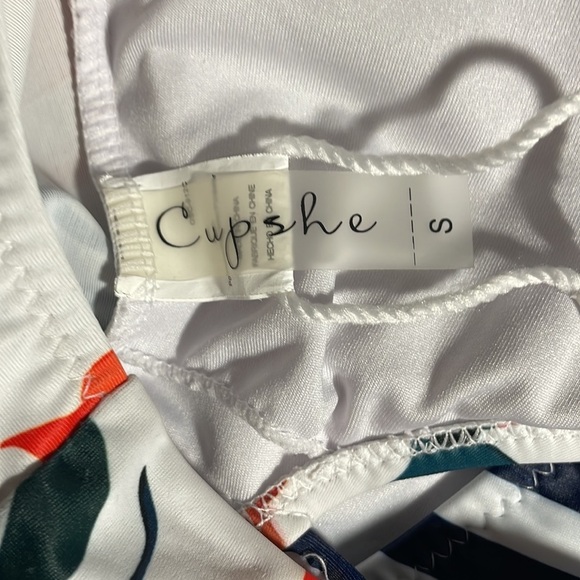 CUPSHE Halter One Piece High Waist Floral Stripe Bikini Swimwear in size Small - Picture 11 of 13